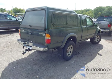 2001 Toyota Tacoma z USA, uszkodzony, nr VIN 5TEWM72NX1Z851613